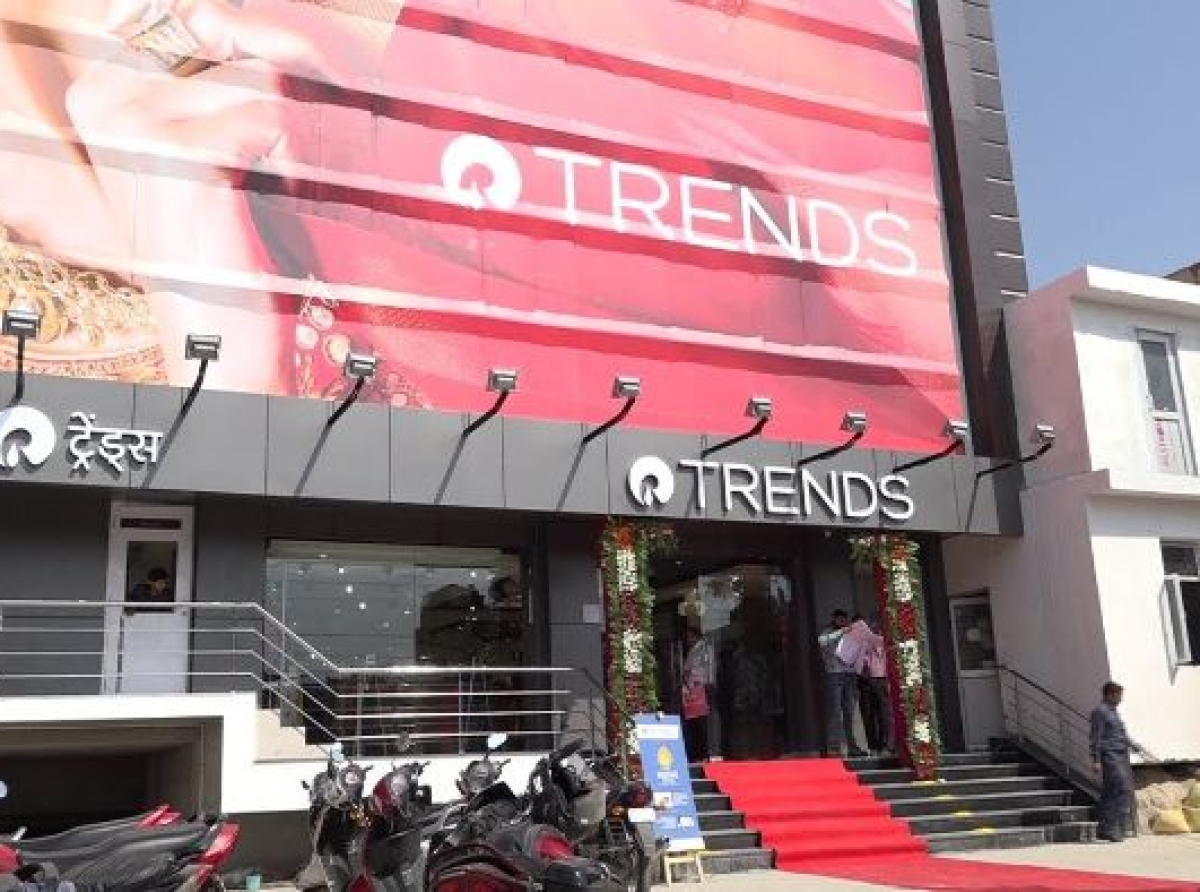 Trends opens in J&K